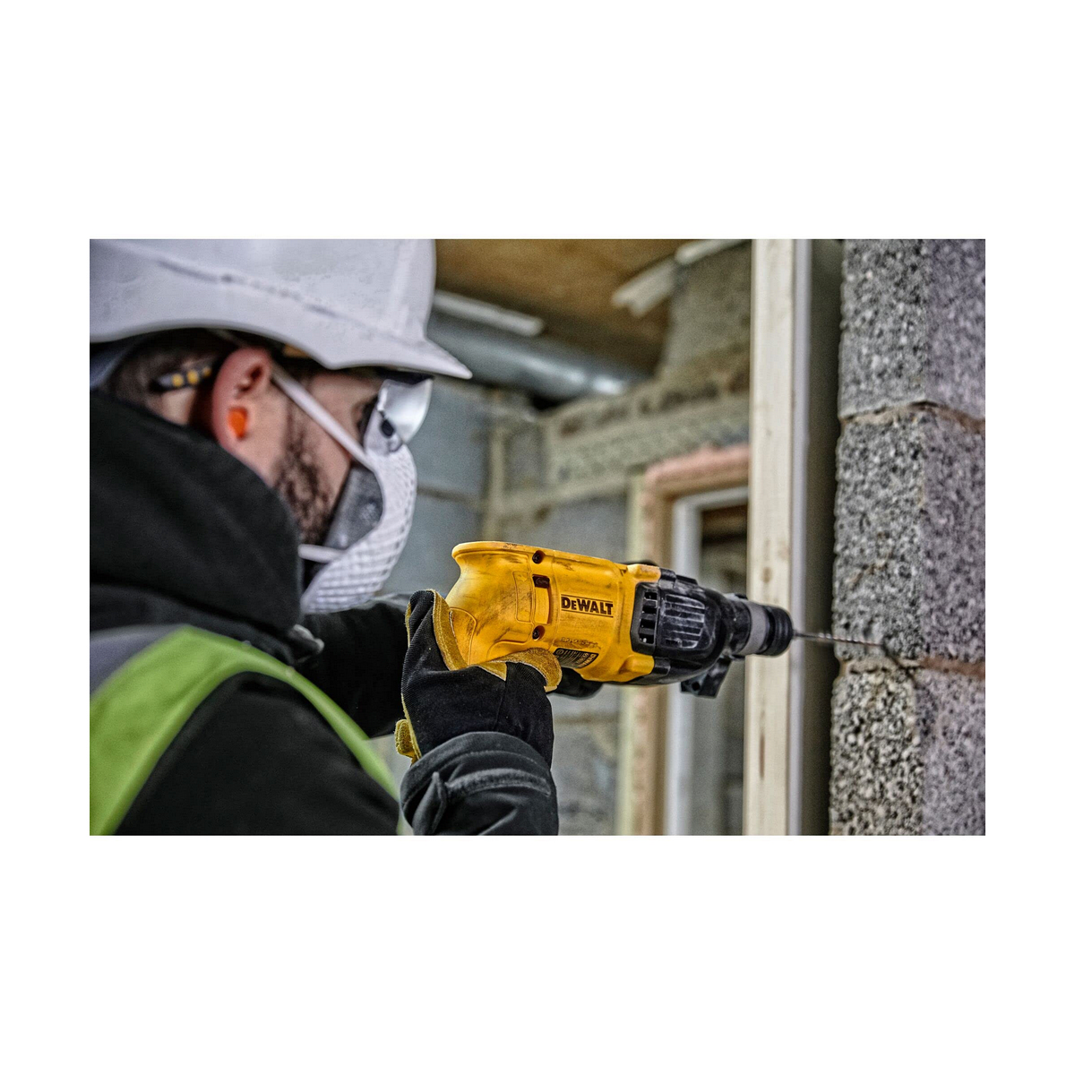 Perforacinis plaktukas Dewalt D25033K